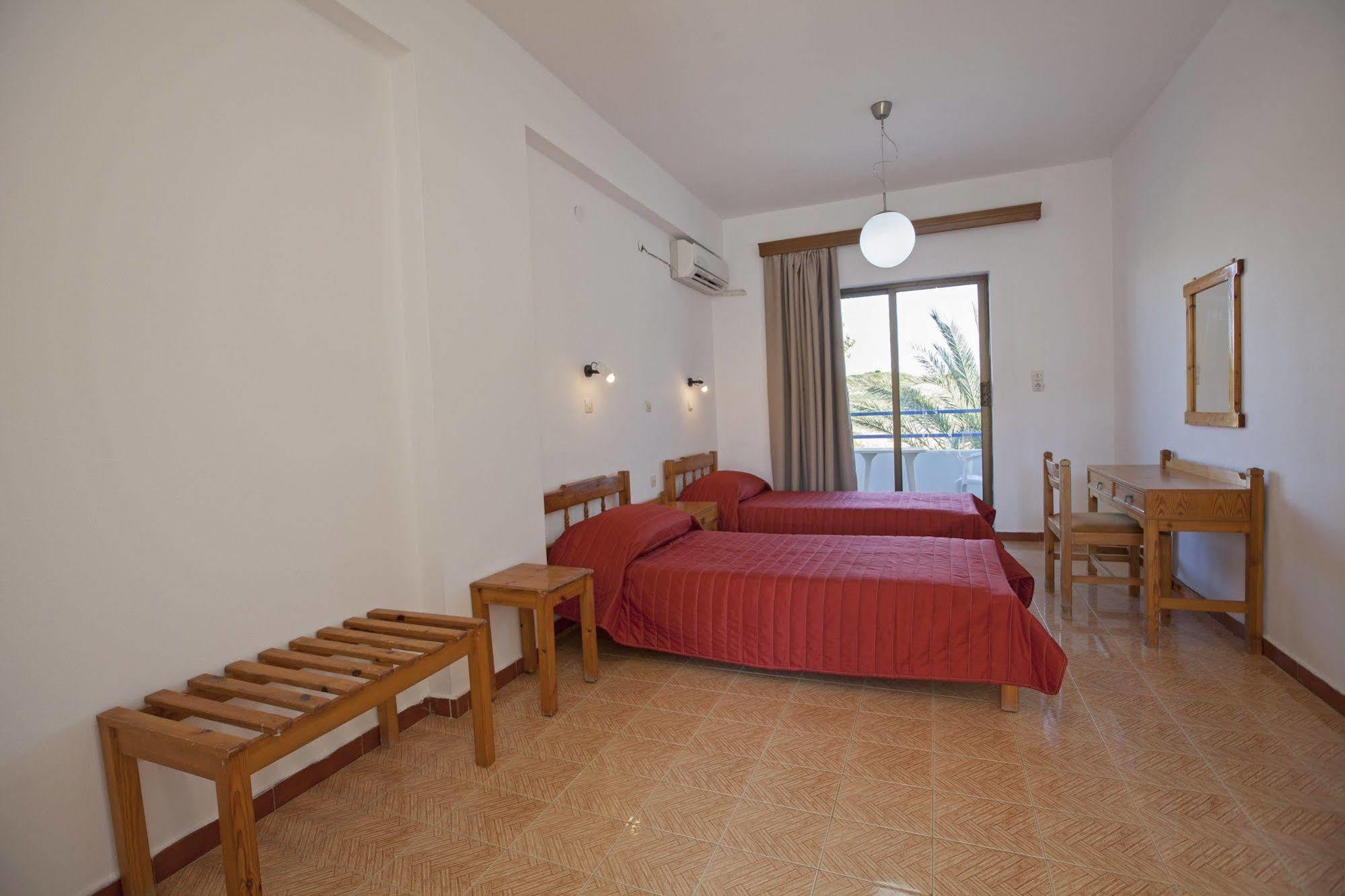Moscha Hotel Фалираки Екстериор снимка