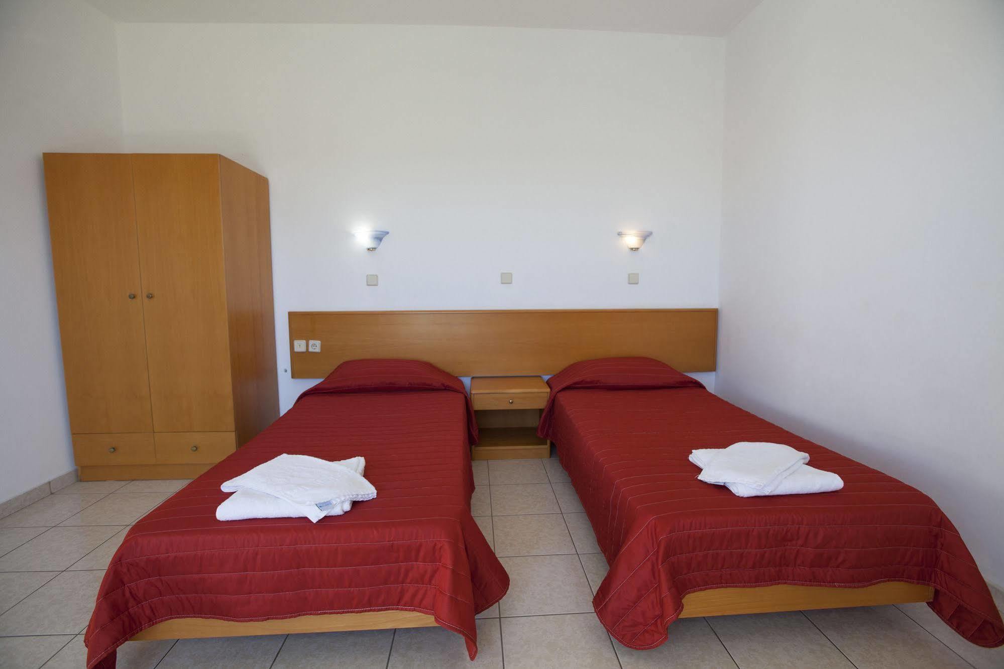 Moscha Hotel Фалираки Екстериор снимка